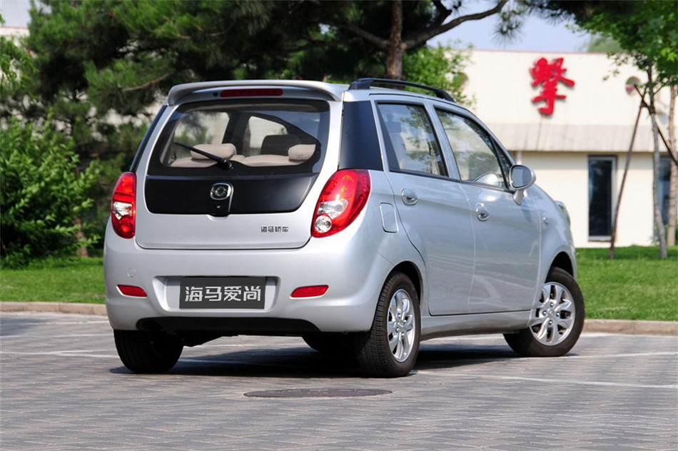 爱尚 2012款 1.0L MT 豪华型 外观