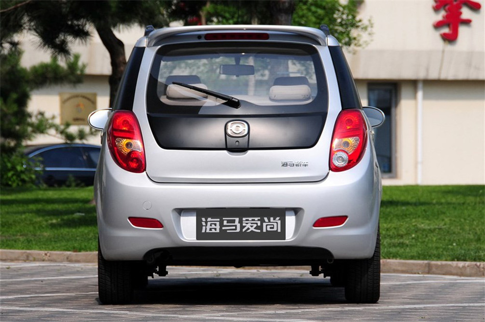 爱尚 2012款 1.0L MT 豪华型 外观