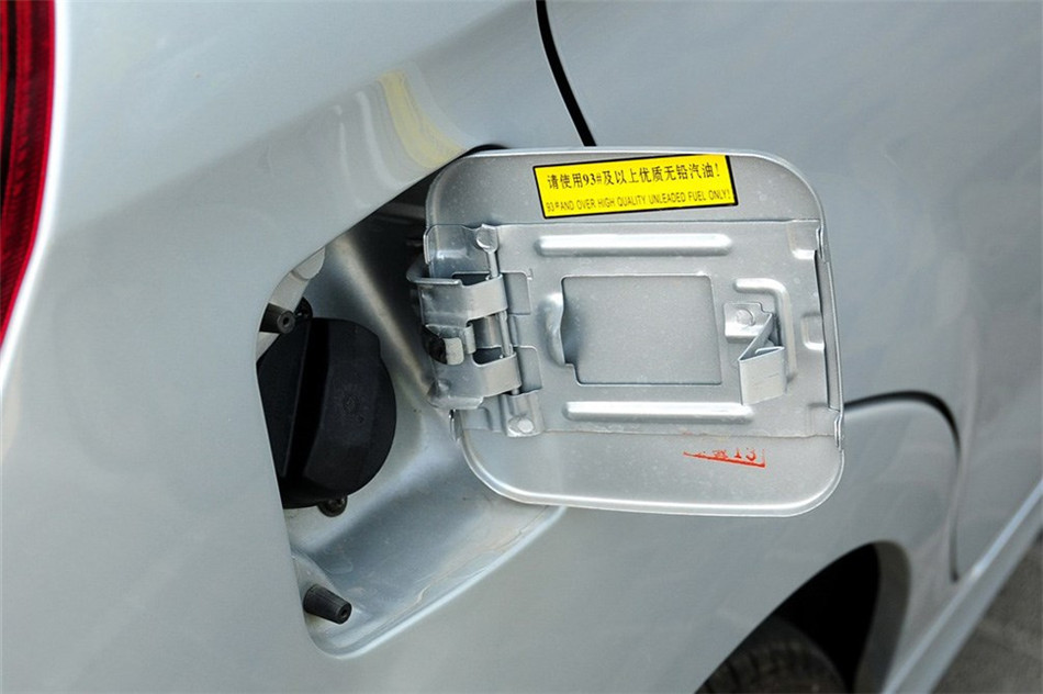 爱尚 2012款 1.0L MT 豪华型 细节