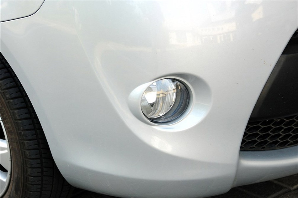 爱尚 2012款 1.0L MT 豪华型 细节