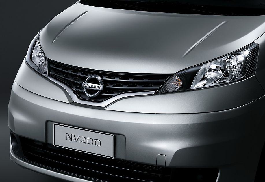 郑州日产NV200