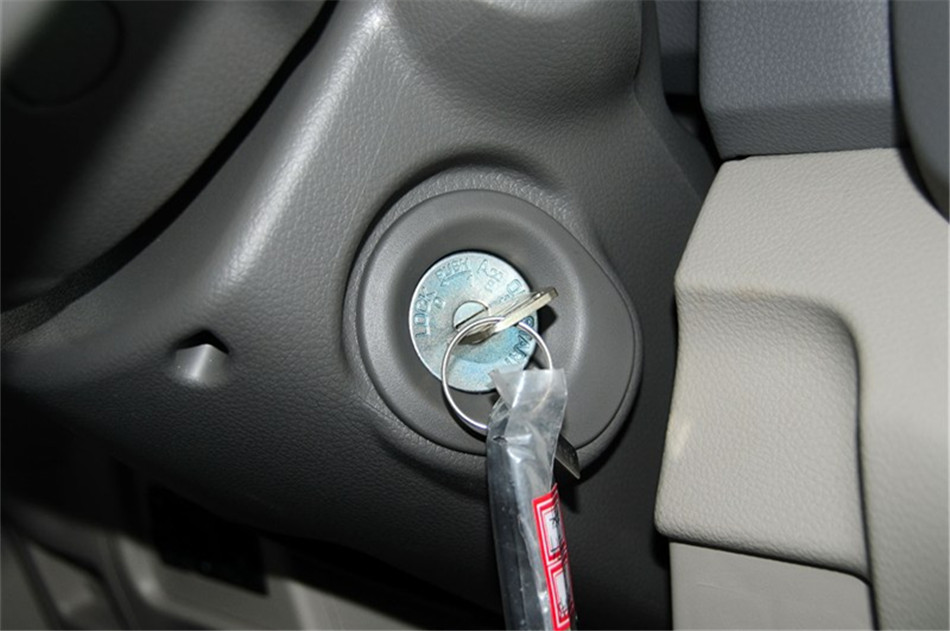 2014款NV200 1.6L 手动豪华型 京V