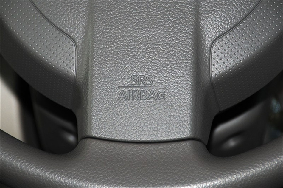 2014款NV200 1.6L 手动豪华型 京V