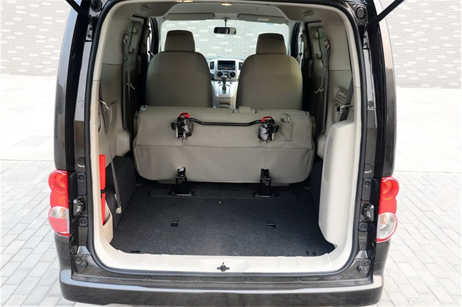 2014款NV200 1.6L自动尊贵型 国IV