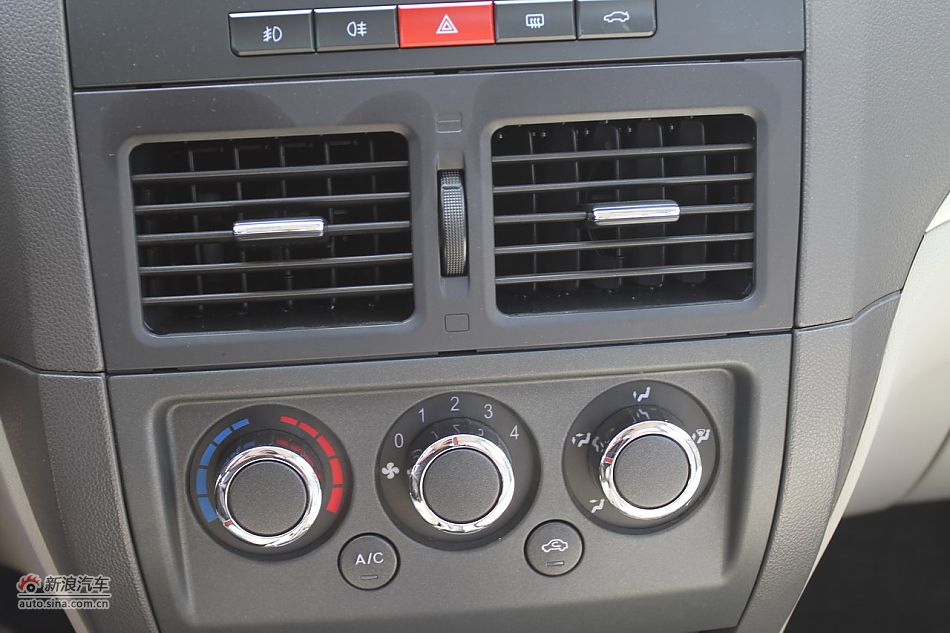 2011款众泰Z200朗骏实拍