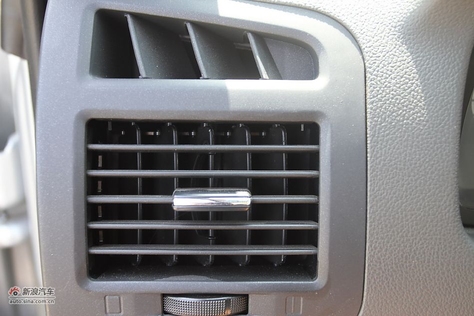 2011款众泰Z200朗骏实拍