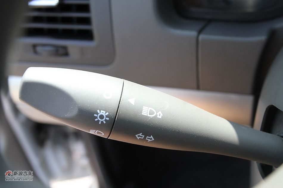 2011款众泰Z200朗骏实拍