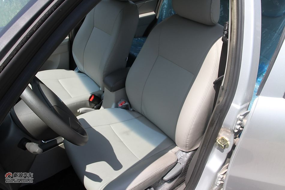 2011款众泰Z200朗骏实拍