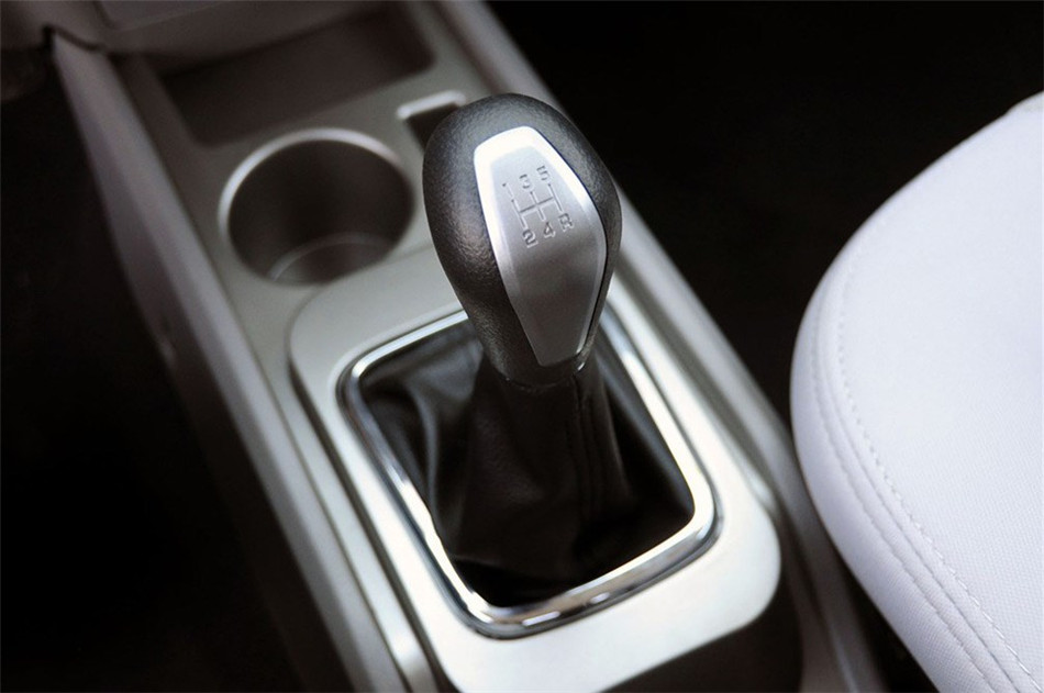 2011款众泰Z200HB1.3L手动豪华型