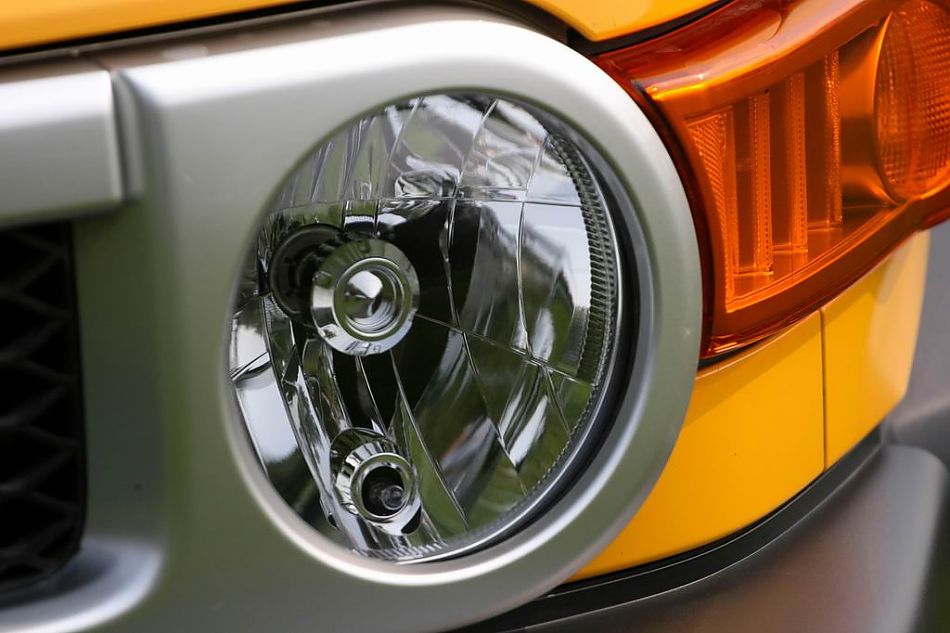 FJ酷路泽外观细节