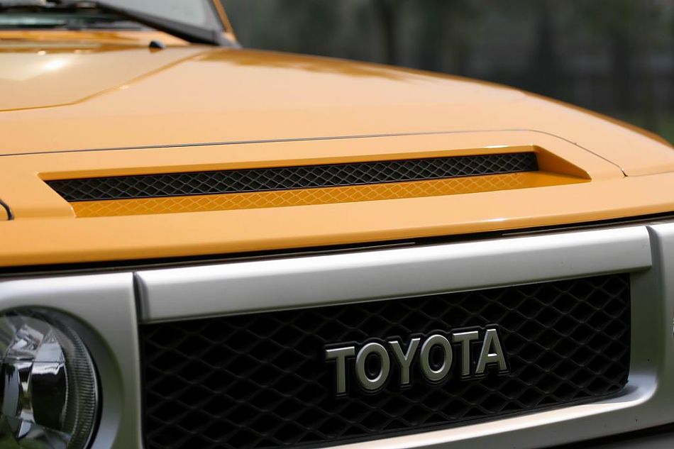 FJ酷路泽外观细节