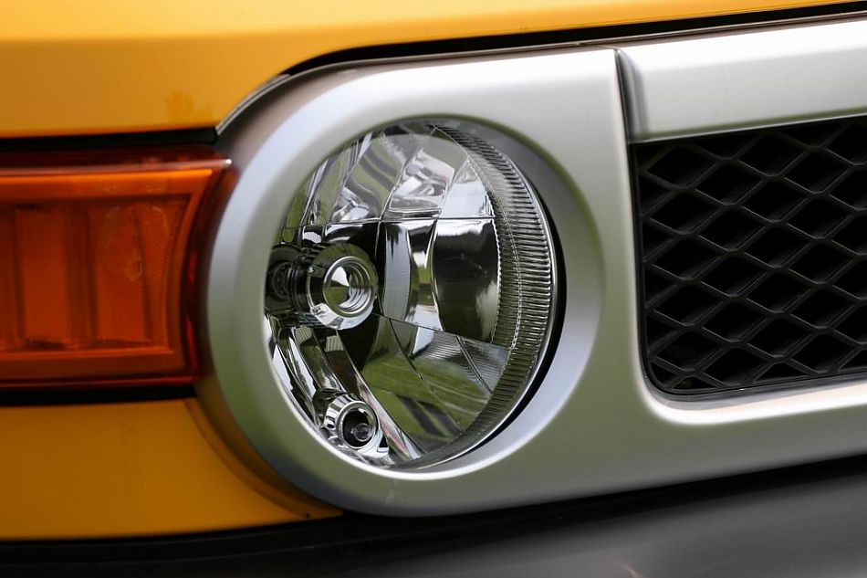 FJ酷路泽外观细节