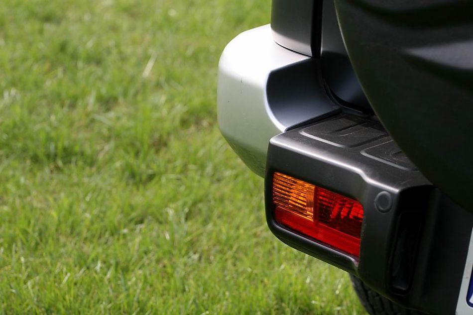 FJ酷路泽外观细节