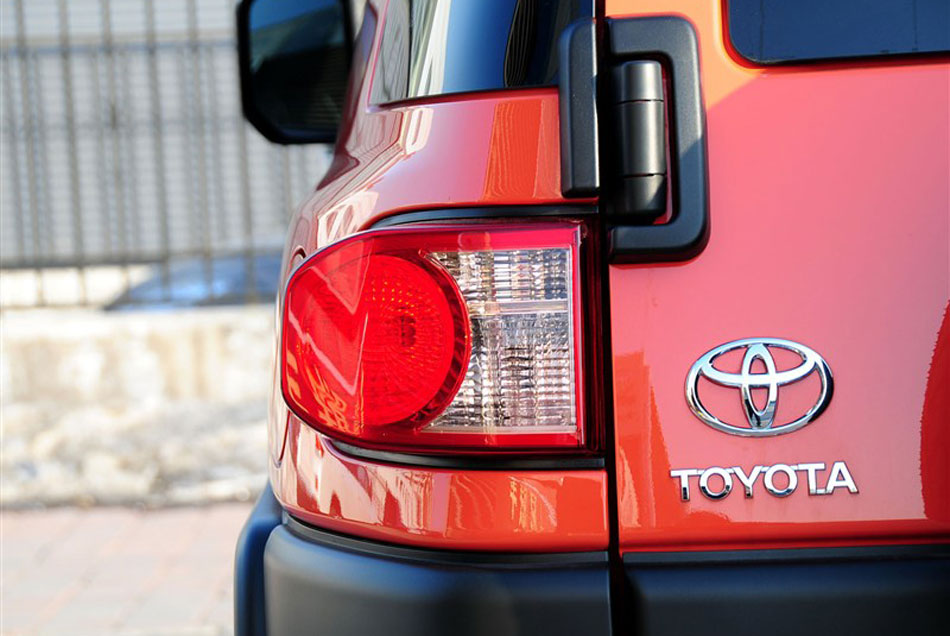 2013款FJ 酷路泽4.0L