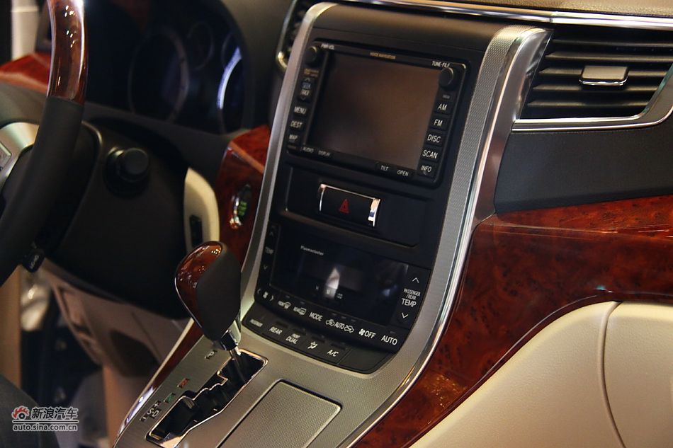 alphard上市实拍-内饰