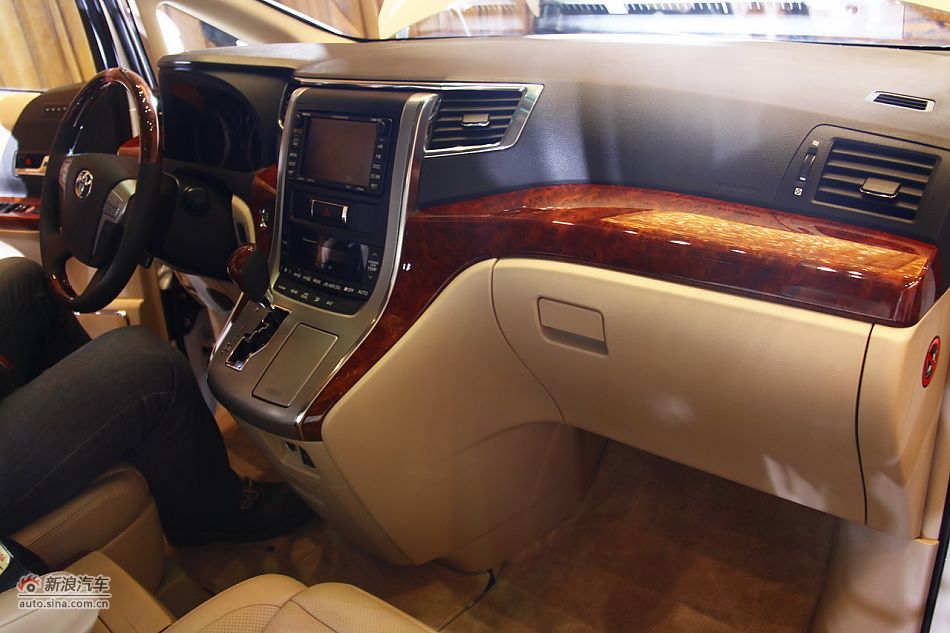 alphard上市实拍-内饰
