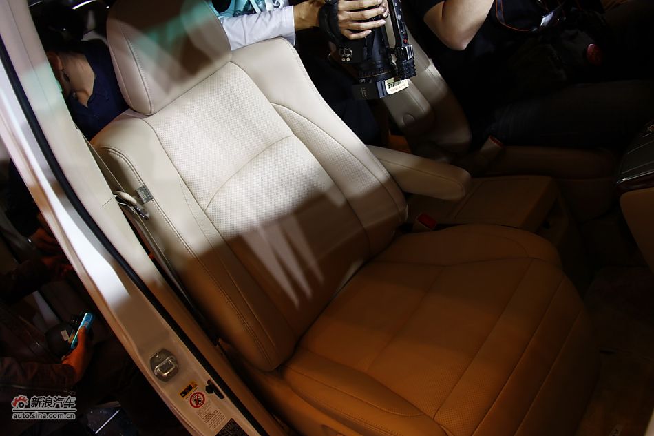 alphard上市实拍-内饰