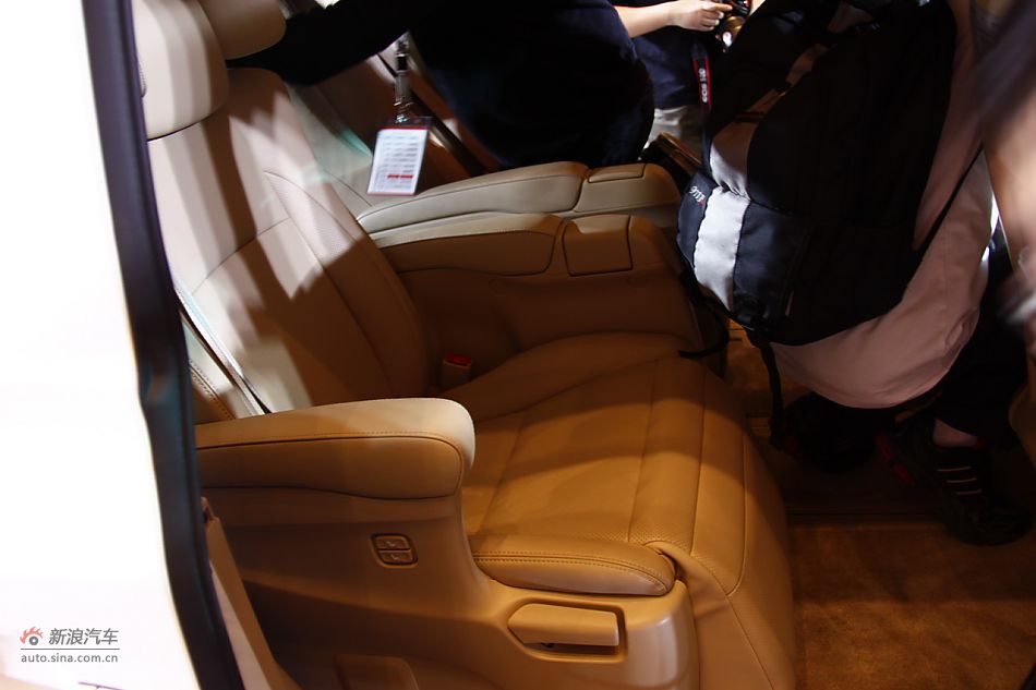 alphard上市实拍-内饰