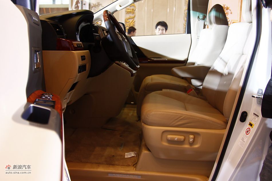 alphard上市实拍-内饰