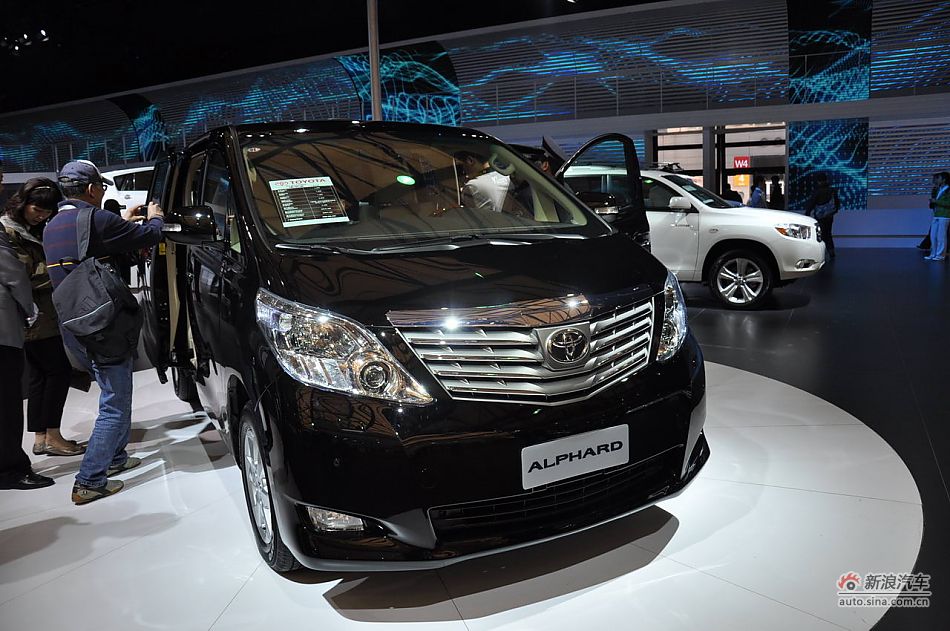 丰田埃尔法alphard