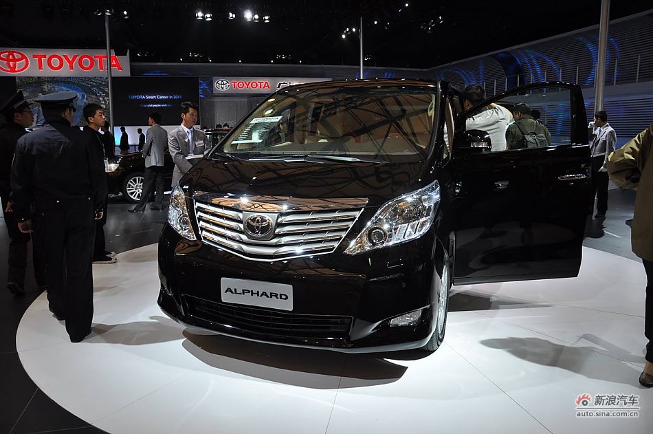 丰田埃尔法alphard