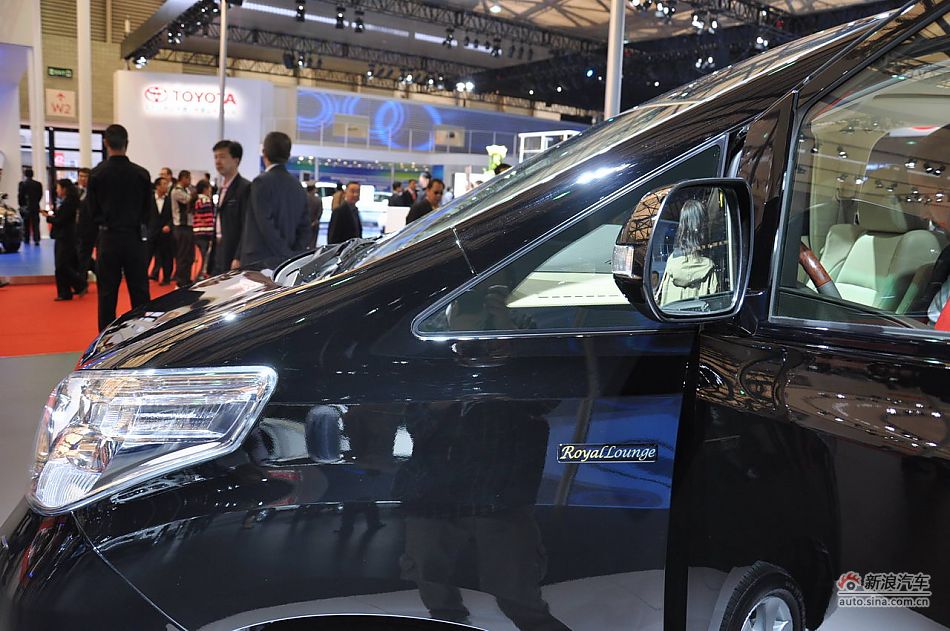 丰田埃尔法alphard