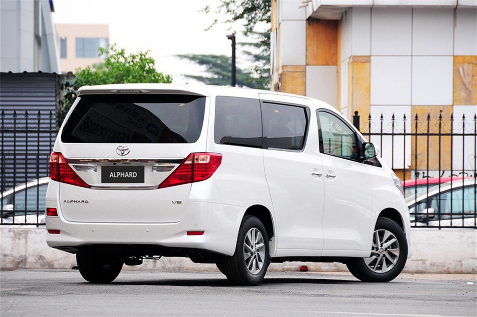 2012款埃尔法3.5L豪华版