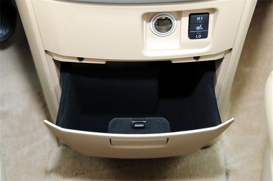 2012款埃尔法3.5L豪华版