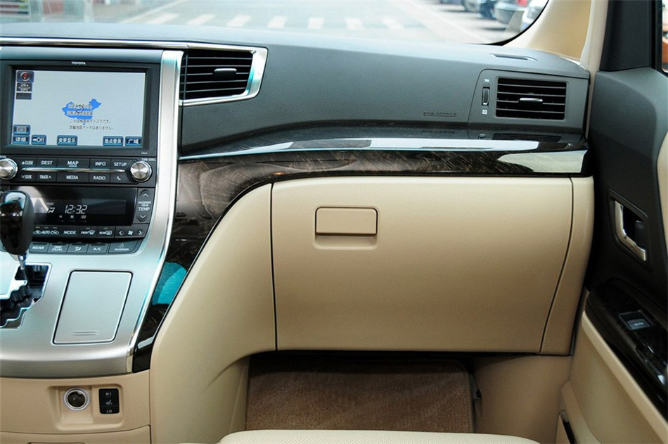 2012款埃尔法3.5L豪华版