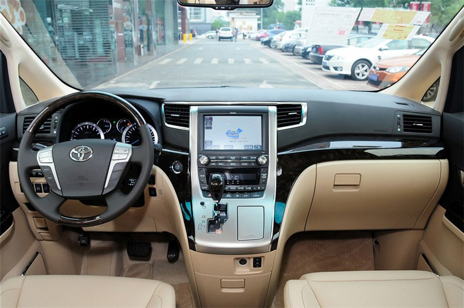 2012款埃尔法3.5L豪华版