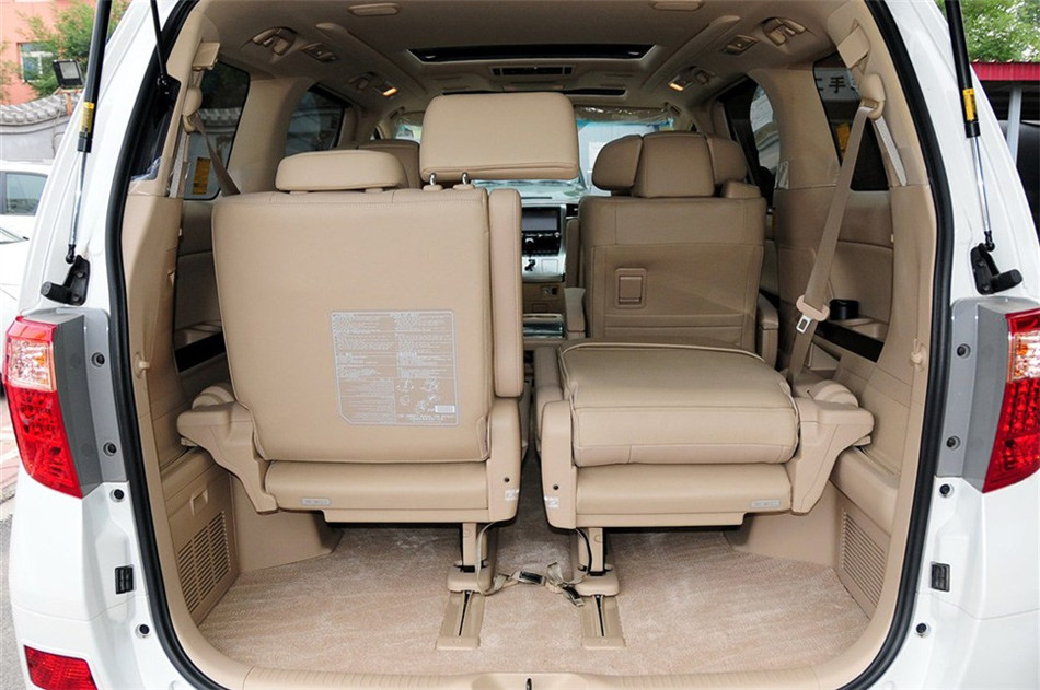 2012款埃尔法3.5L豪华版