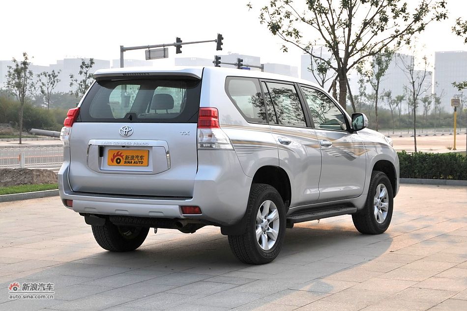 2010款普拉多TX 2.7L自动豪华版