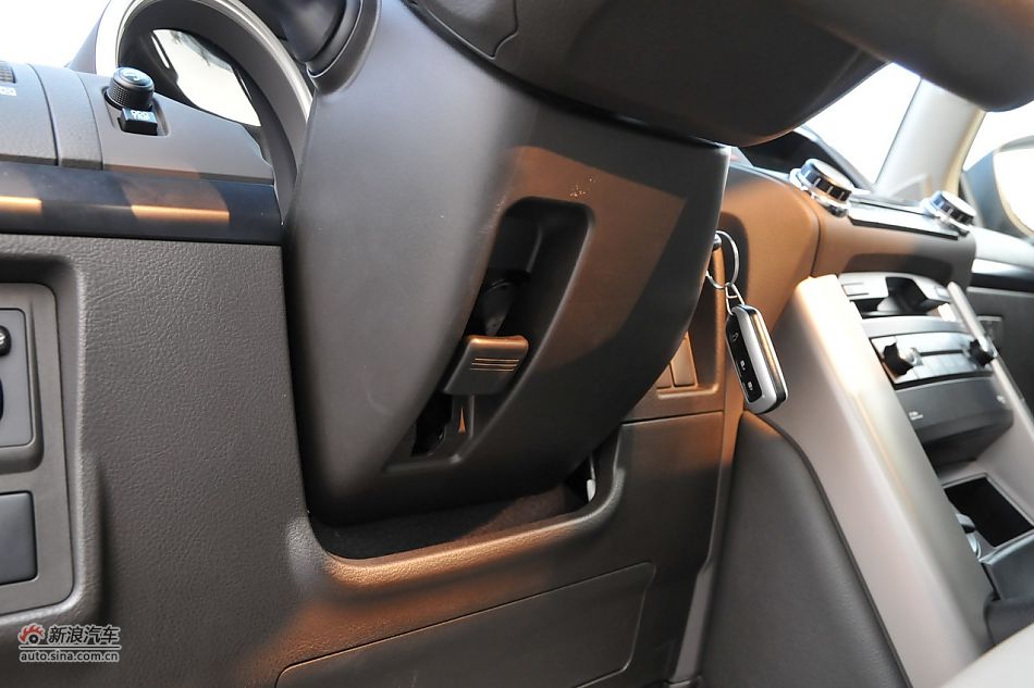 2010款普拉多TX 2.7L自动豪华版
