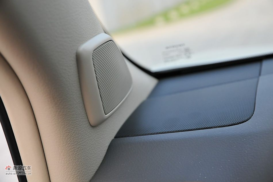 2010款普拉多TX 2.7L自动豪华版