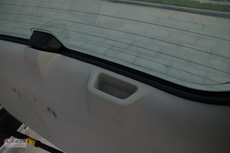 2010款普拉多TX 2.7L自动豪华版