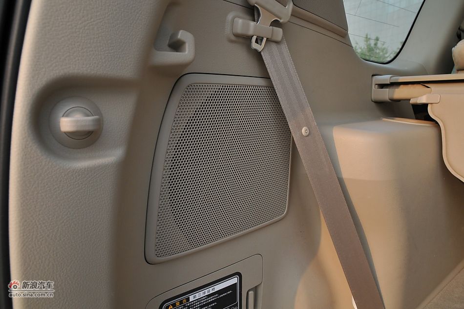 2010款普拉多TX 2.7L自动豪华版