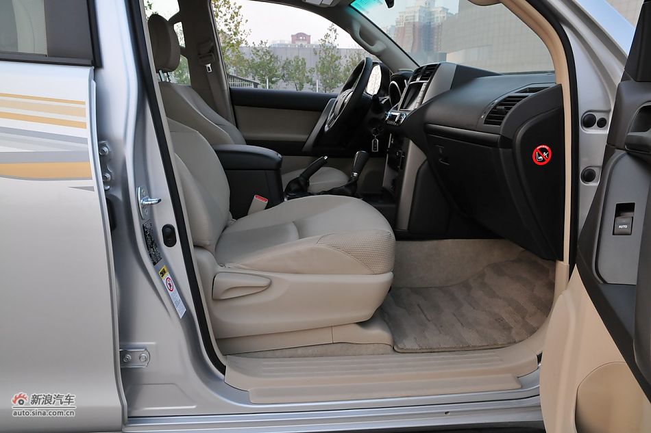 2010款普拉多TX 2.7L自动豪华版