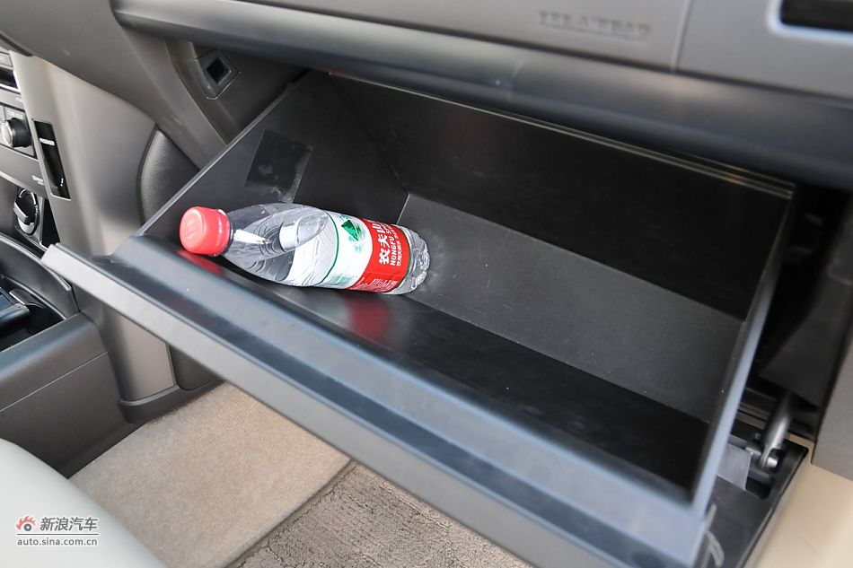 2010款普拉多TX 2.7L自动豪华版