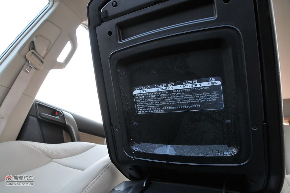 2010款普拉多TX 2.7L自动豪华版