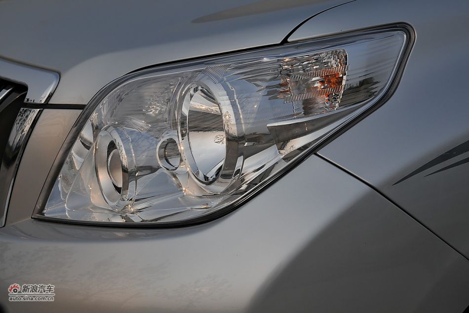 2010款普拉多TX 2.7L自动豪华版