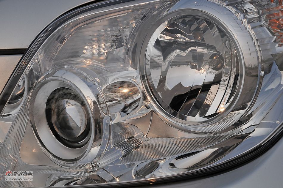 2010款普拉多TX 2.7L自动豪华版