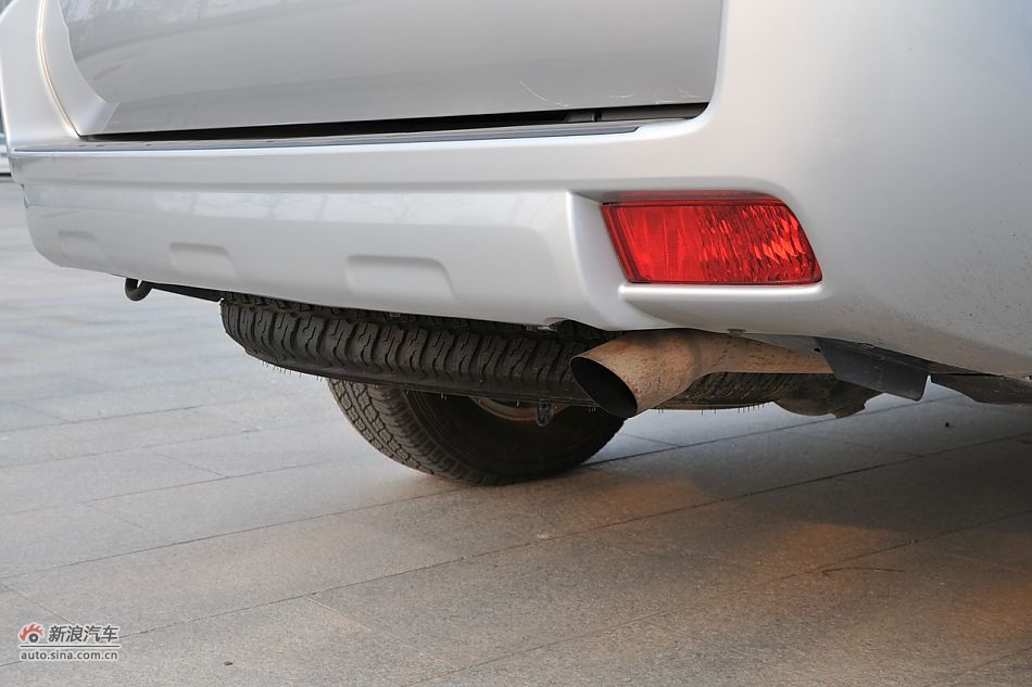 2010款普拉多TX 2.7L自动豪华版