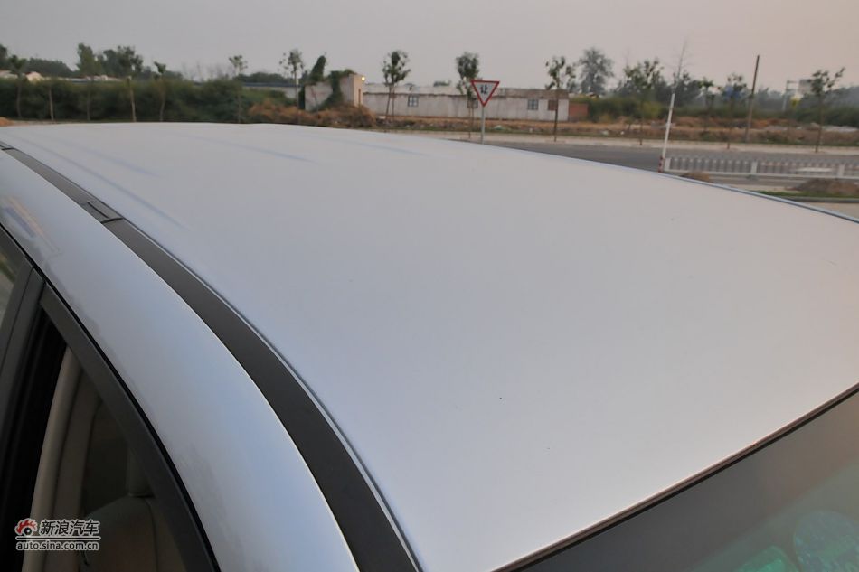 2010款普拉多TX 2.7L自动豪华版