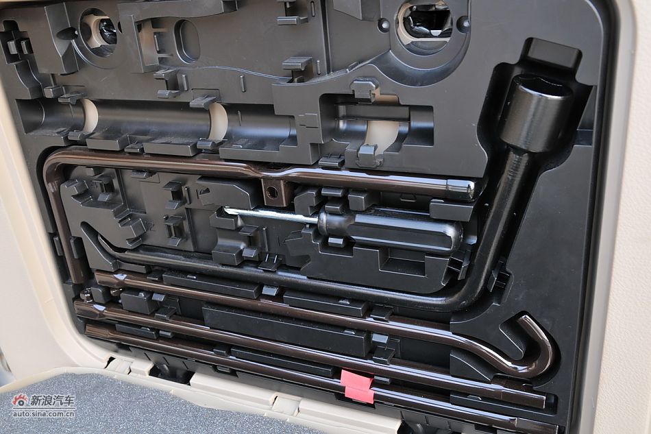 2010款普拉多TX 2.7L自动豪华版