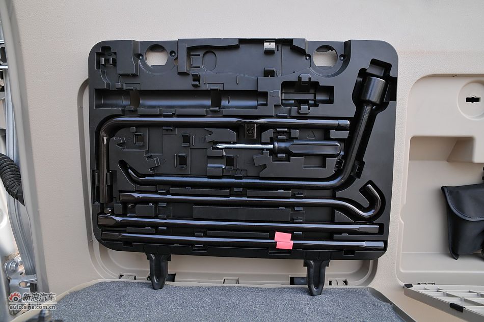 2010款普拉多TX 2.7L自动豪华版