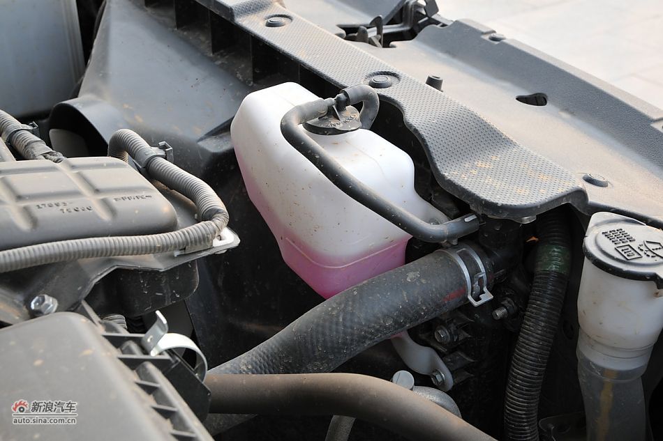 2010款普拉多TX 2.7L自动豪华版