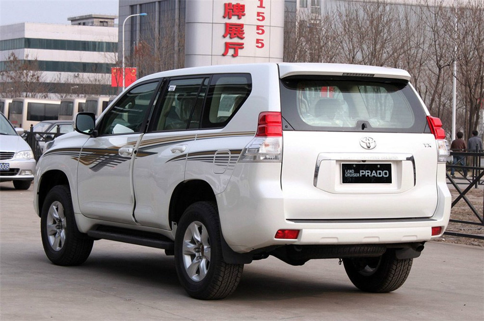 2010款普拉多2.7L手动版