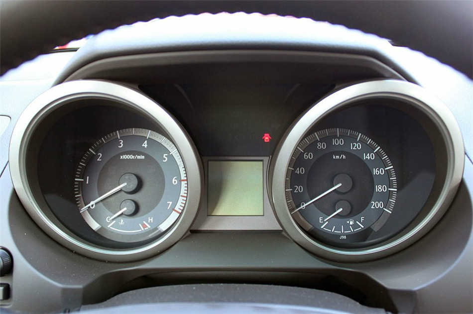 2010款普拉多2.7L手动版