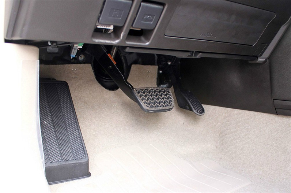 2010款普拉多2.7L手动版