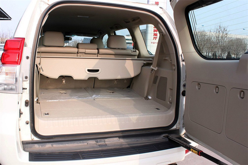 2010款普拉多2.7L手动版